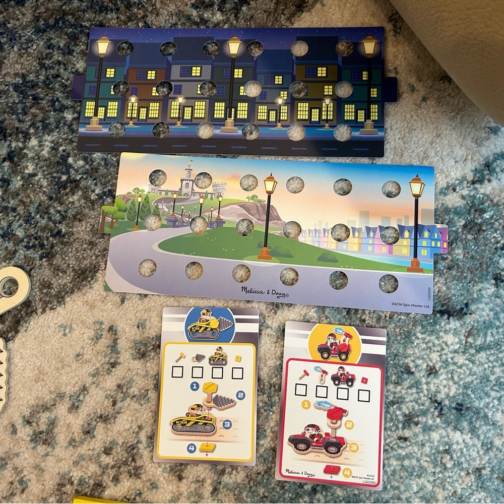 Melissa & Doug Paw Patrol match and build mission cruiser - Picture 3 of 13